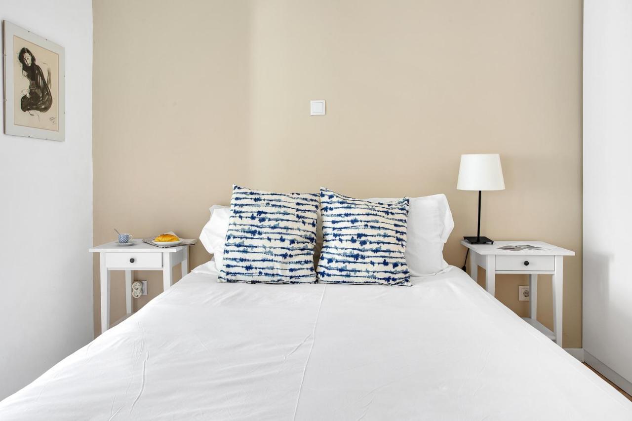 Modern 2 Bedroom Apartment In Estrela With Outside Terrace! Amazing For Families, Couples, Friends Lisboa Extérieur photo