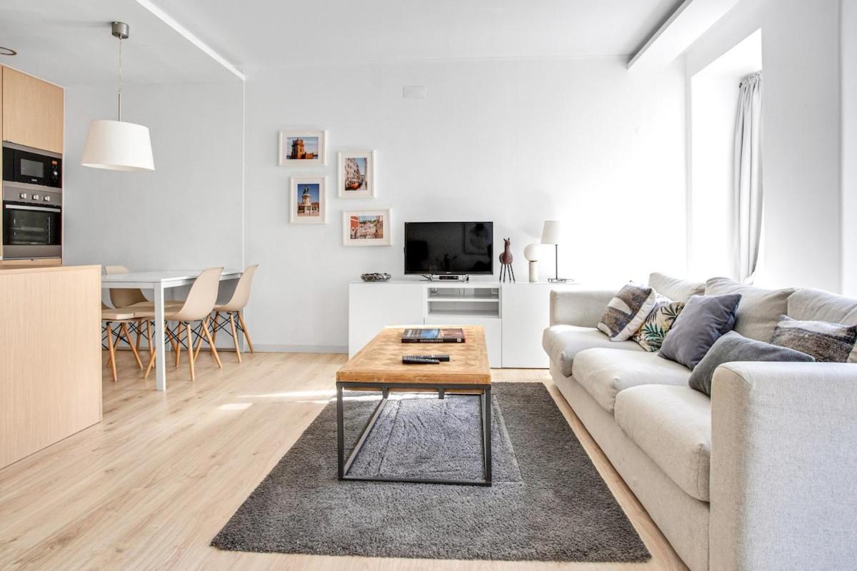 Modern 2 Bedroom Apartment In Estrela With Outside Terrace! Amazing For Families, Couples, Friends Lisboa Extérieur photo