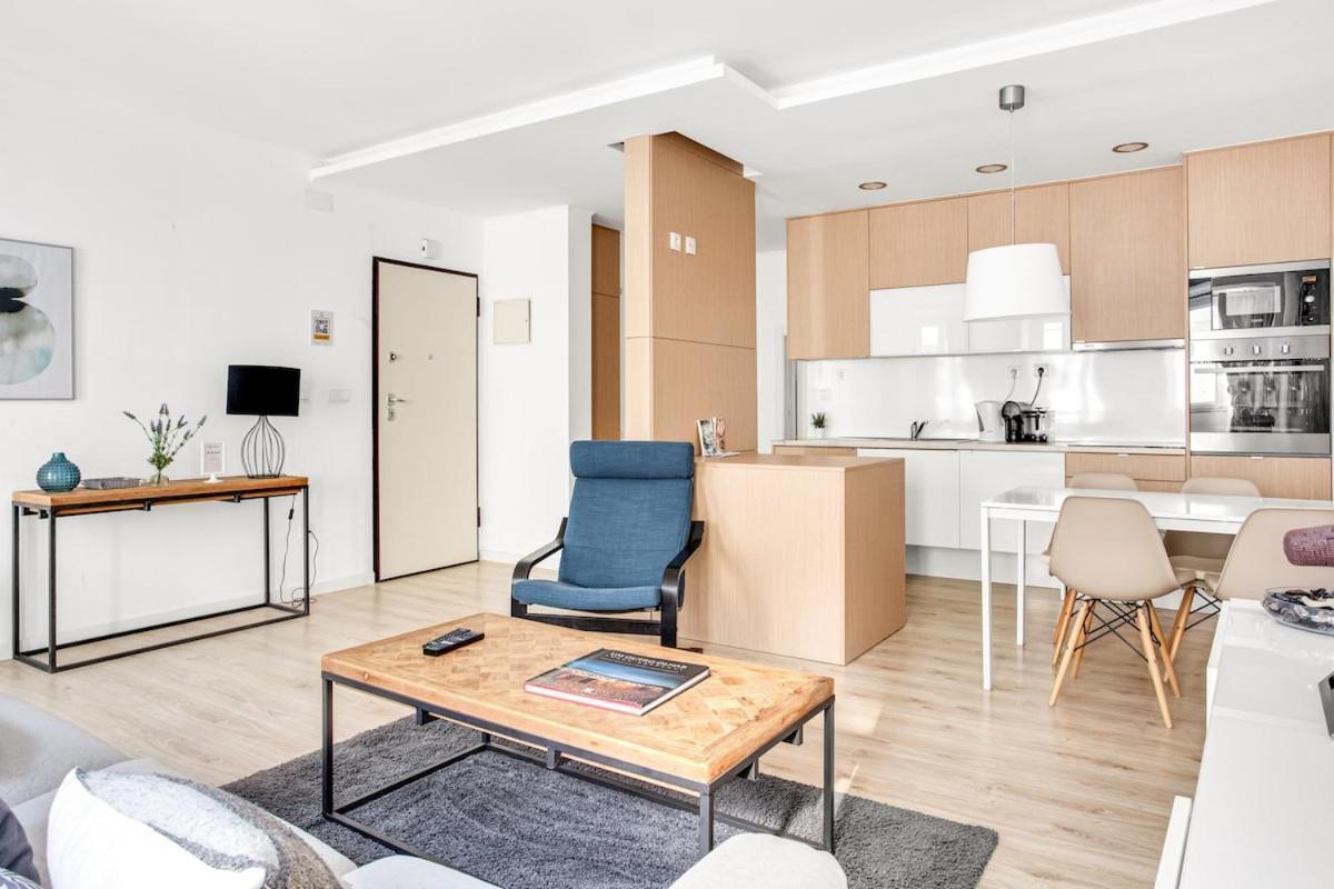 Modern 2 Bedroom Apartment In Estrela With Outside Terrace! Amazing For Families, Couples, Friends Lisboa Extérieur photo